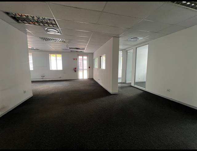 289M² OFFICE TO LET IN ILLOVO